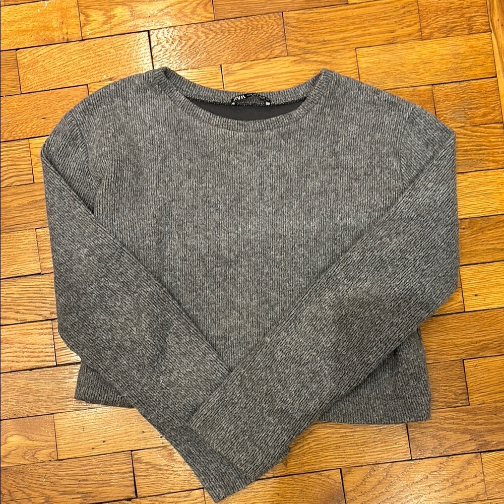 Gray Cropped Knit Sweater